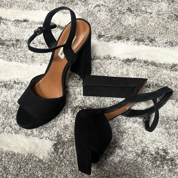 Steve Madden Kierra black chunky platform heels size 10 - Picture 6 of 13